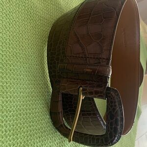 Ralph Lauren Dk Brown Croc Embossed Leather Belt. 2”  leather 37”l Covered buckl